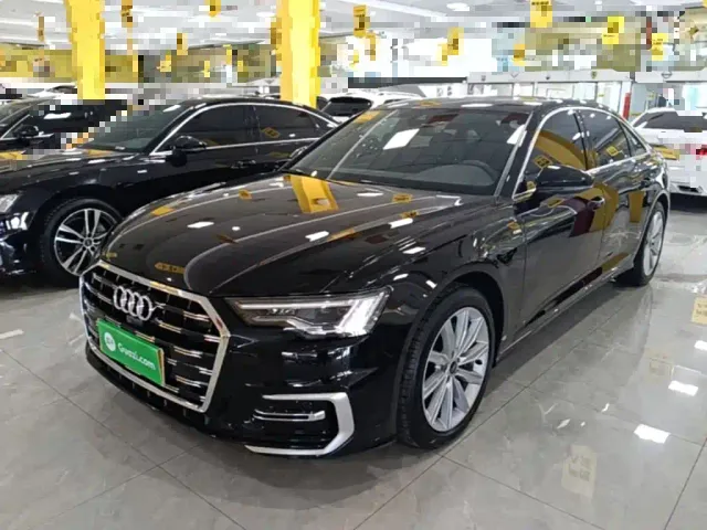 Фотография автомобиля — Audi A6L