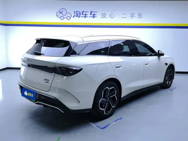 BYD Seal 06 DM-i Touring — Фото автомобиля 3