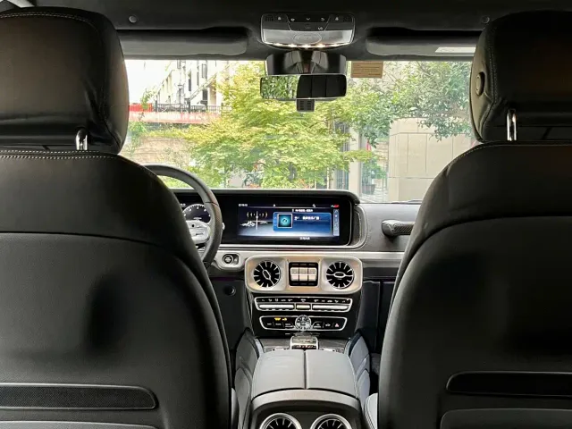 Mercedes-Benz G-Class — Фото автомобиля 13