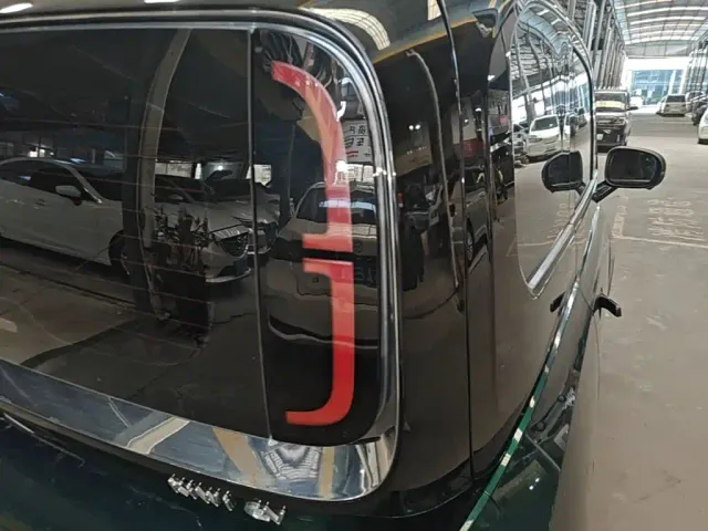 Baojun KiWi EV — Фото автомобиля 7