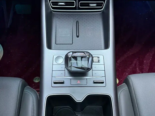 BYD Song Pro — Фото автомобиля 9