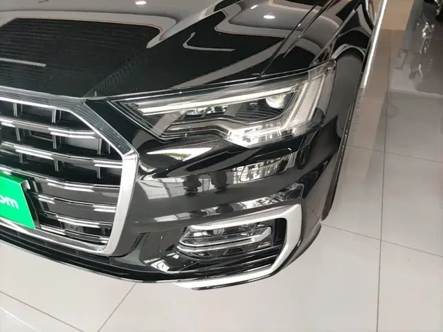 Audi A6L — Фото автомобиля 23