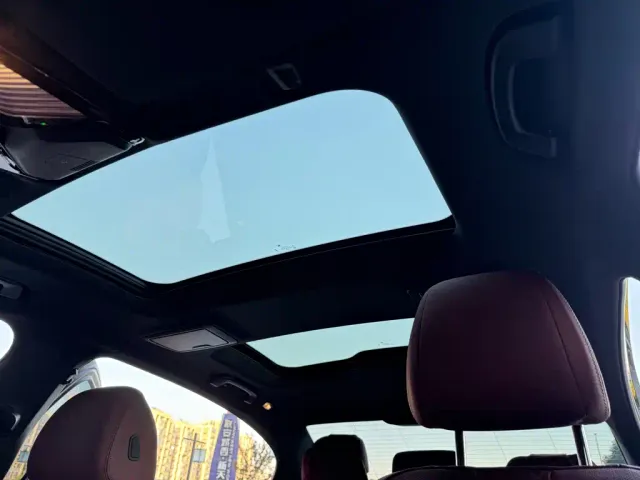 BMW 5 Series — Фото автомобиля 8