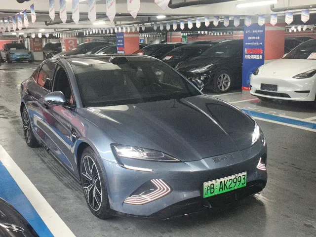 BYD Seal — Фото автомобиля 3