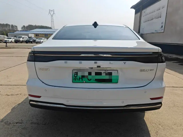 Geely Galaxy A7 — Фото автомобиля 4