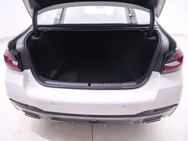 BMW 5 Series — Фото автомобиля 22