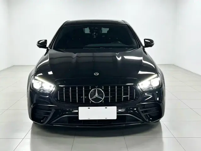 Mercedes-Benz E-Class AMG — Фото автомобиля 2