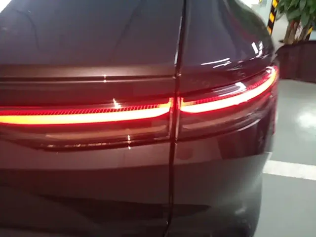 Nio EC7 — Фото автомобиля 23
