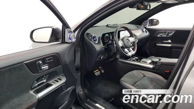 Mercedes-Benz GLA-Class — Фото автомобиля 10