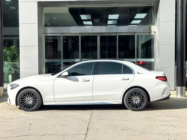 Mercedes-Benz C-Class — Фото автомобиля 8