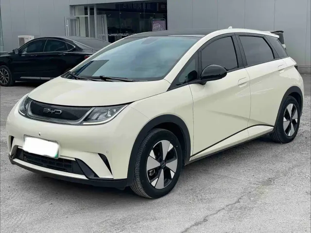 Фотография автомобиля — BYD Dolphin
