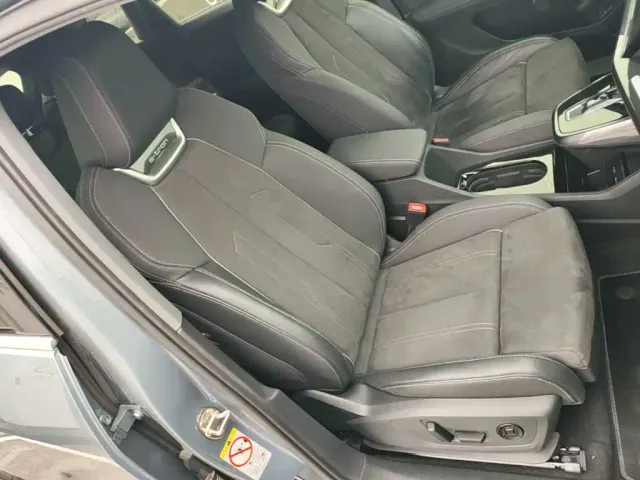 Audi Q4 e-tron — Фото автомобиля 24