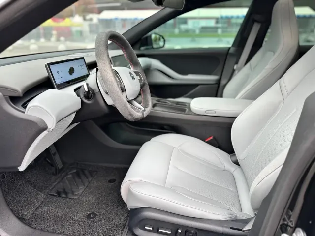 Nio ET5 Touring — Фото автомобиля 9