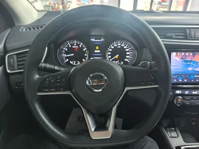 Nissan Qashqai — Фото автомобиля 18