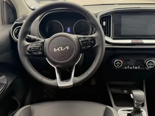 Kia KX1 — Фото автомобиля 5