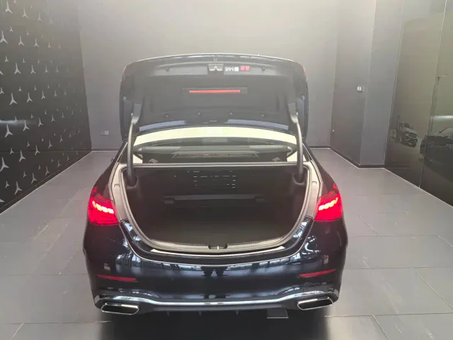 Mercedes-Benz C-Class — Фото автомобиля 17