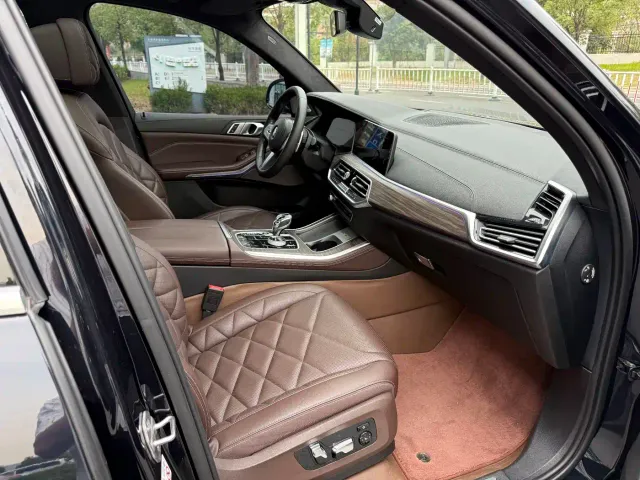 BMW X5 — Фото автомобиля 13