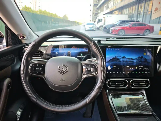 Leapmotor C11 — Фото автомобиля 4