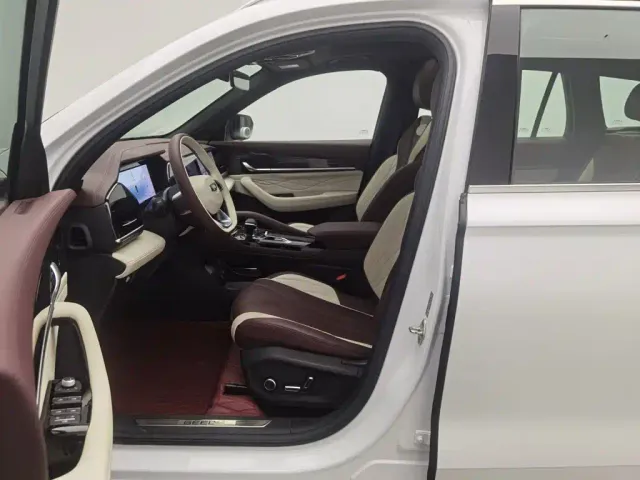 Geely Xingyue L — Фото автомобиля 10
