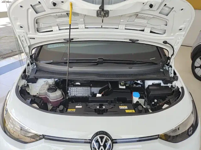 Volkswagen ID.3 — Фото автомобиля 19