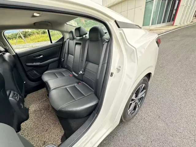 Nissan Sylphy — Фото автомобиля 8