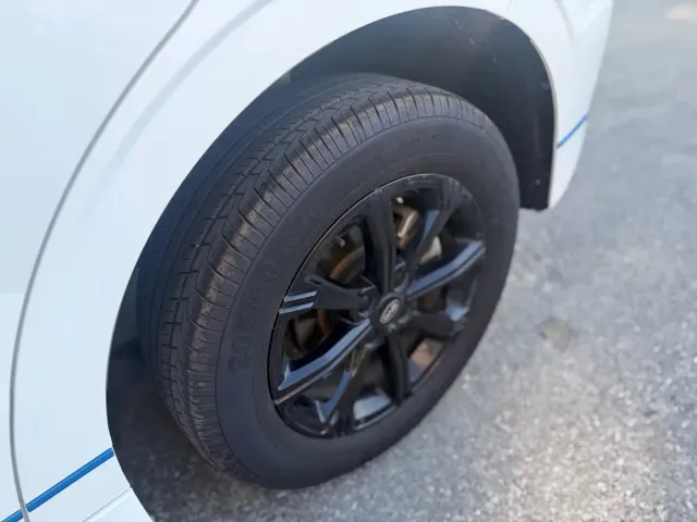 BYD e2 — Фото автомобиля 19