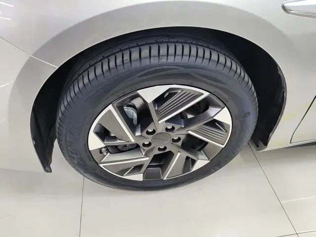 GAC Aion S Plus — Фото автомобиля 22