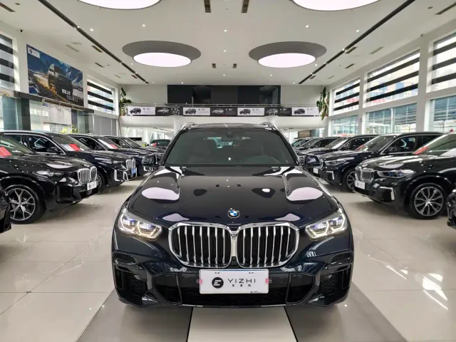 BMW X5 — Фото автомобиля 3