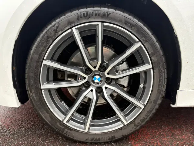 BMW 3 Series — Фото автомобиля 15