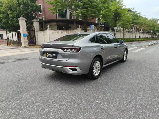 Ford Mondeo — Фото автомобиля 8