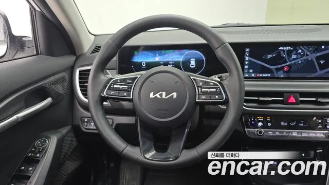 Kia Seltos — Фото автомобиля 13
