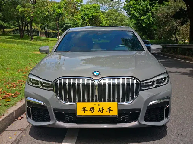 BMW 7 Series — Фото автомобиля 2