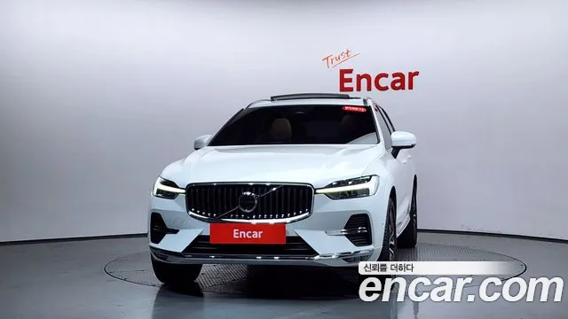 Вольво XC60 — Фото автомобиля 3