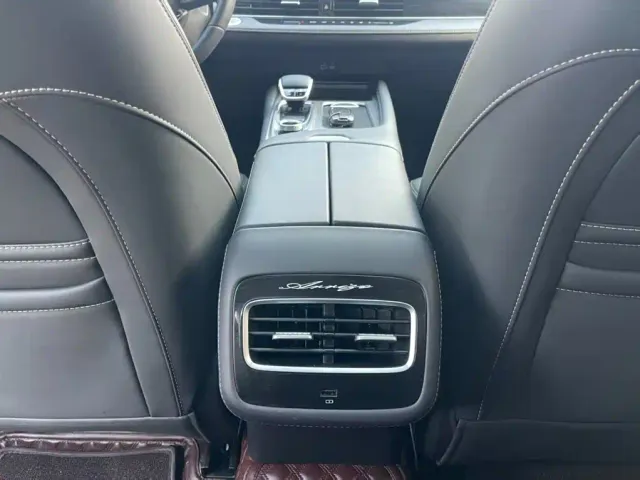 Chery Arrizo 8 — Фото автомобиля 6