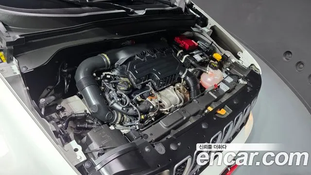 Jeep Renegade — Фото автомобиля 6