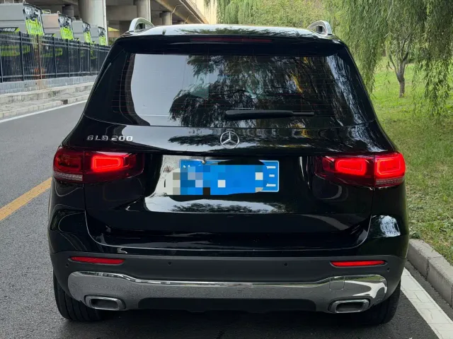 Mercedes-Benz GLB-Class — Фото автомобиля 4