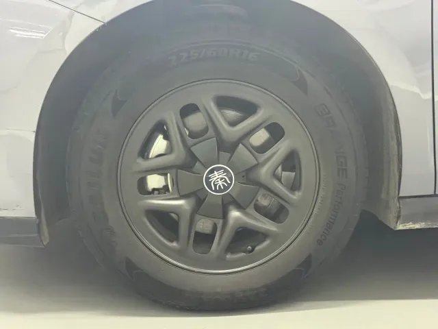 BYD Qin PLUS — Фото автомобиля 11