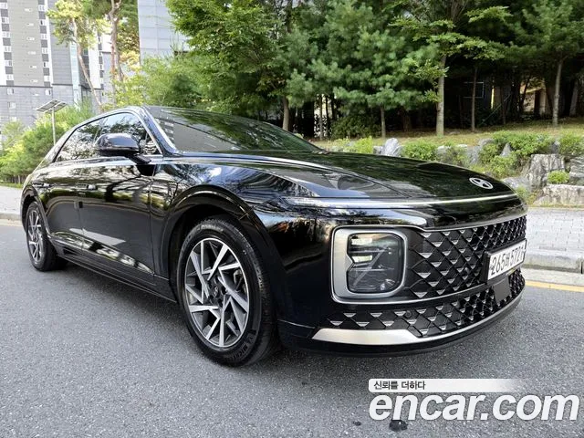 Hyundai Grandeur GN7 — Фото автомобиля 3