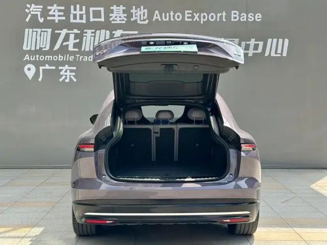 Nio EC6 — Фото автомобиля 13