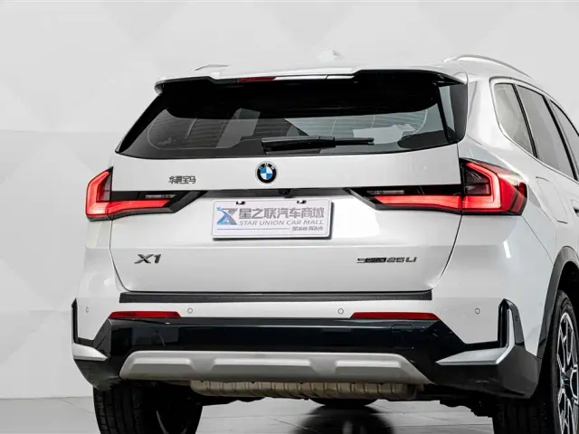 BMW X1 — Фото автомобиля 7