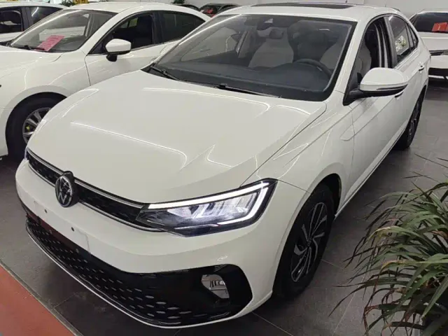 Фотография автомобиля — Volkswagen Lavida