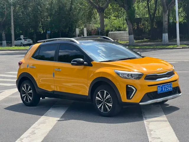 Kia KX1 — Фото автомобиля 2