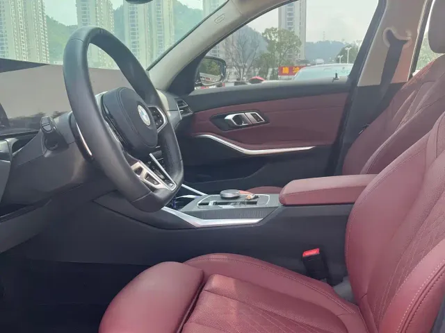 BMW 3 Series — Фото автомобиля 4
