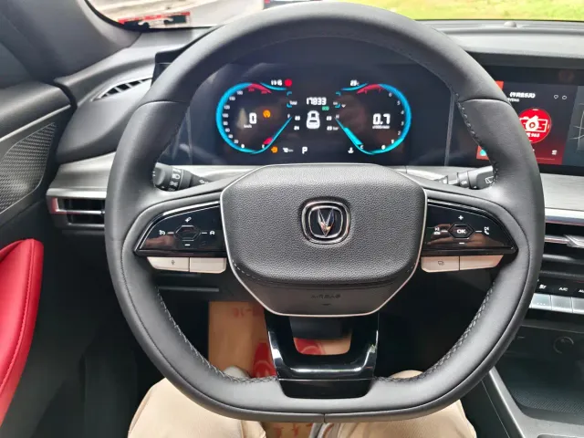 Changan CS35 Plus — Фото автомобиля 14