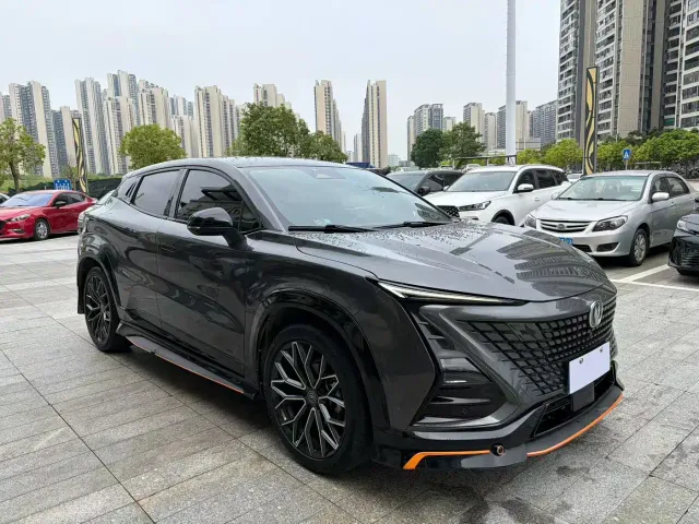 Changan UNI-T — Фото автомобиля 3