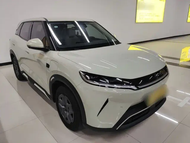 BYD Yuan UP — Фото автомобиля 3