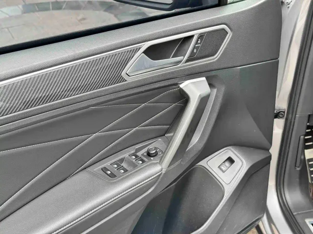 Volkswagen Tiguan L — Фото автомобиля 7