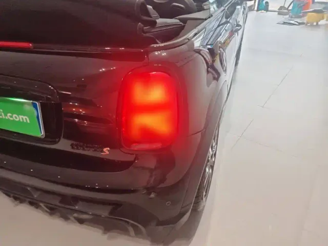 MINI Hatch — Фото автомобиля 7
