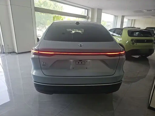 Nio EC7 — Фото автомобиля 5