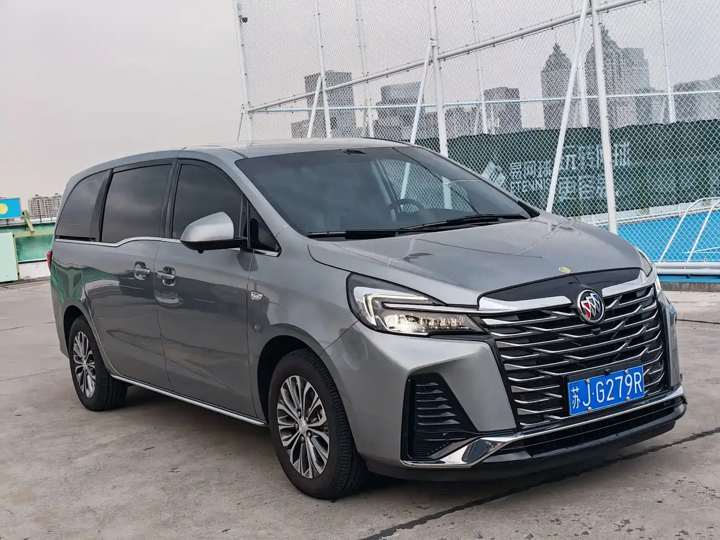 Buick Buick GL8 2023 Model Land Business Class Comfort — Фото автомобиля 3